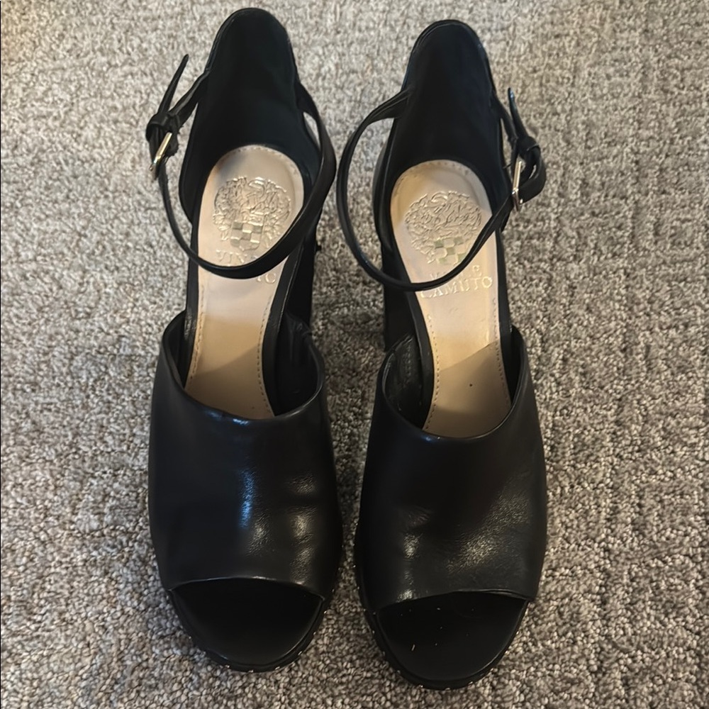 Elegant Black Leather Women's Sandals
